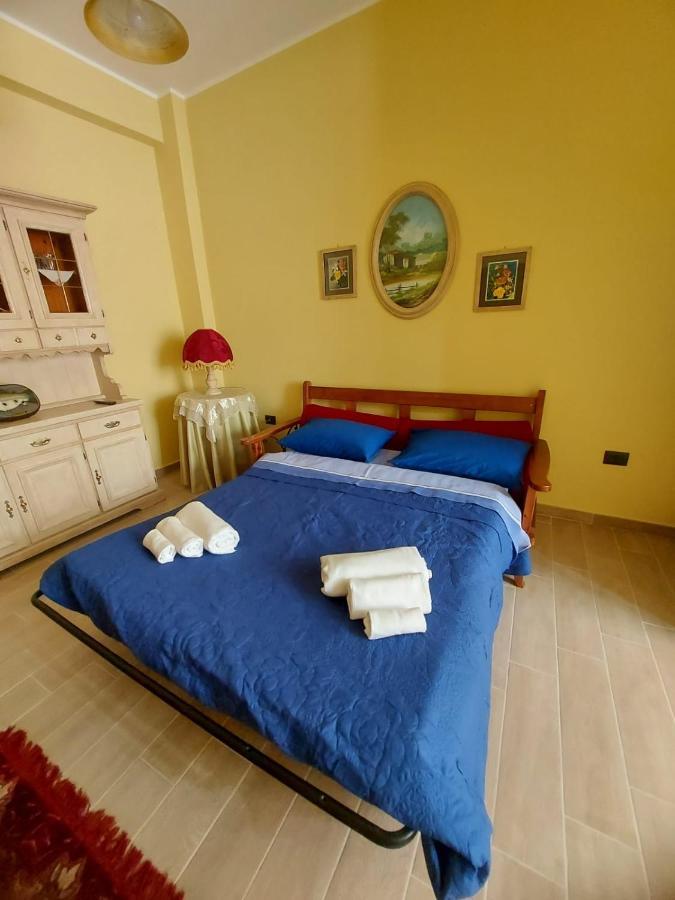 Casa Da Flo' Villa Augusta Ngoại thất bức ảnh