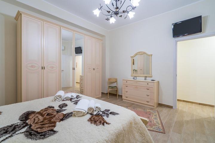 Casa Da Flo' Villa Augusta Ngoại thất bức ảnh